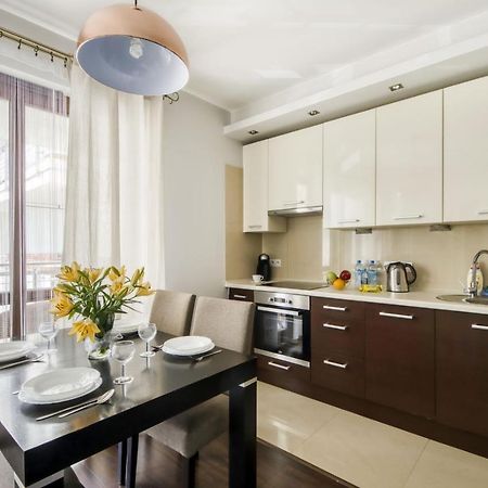 Mg Apartments Gieldowa Варшава Экстерьер фото
