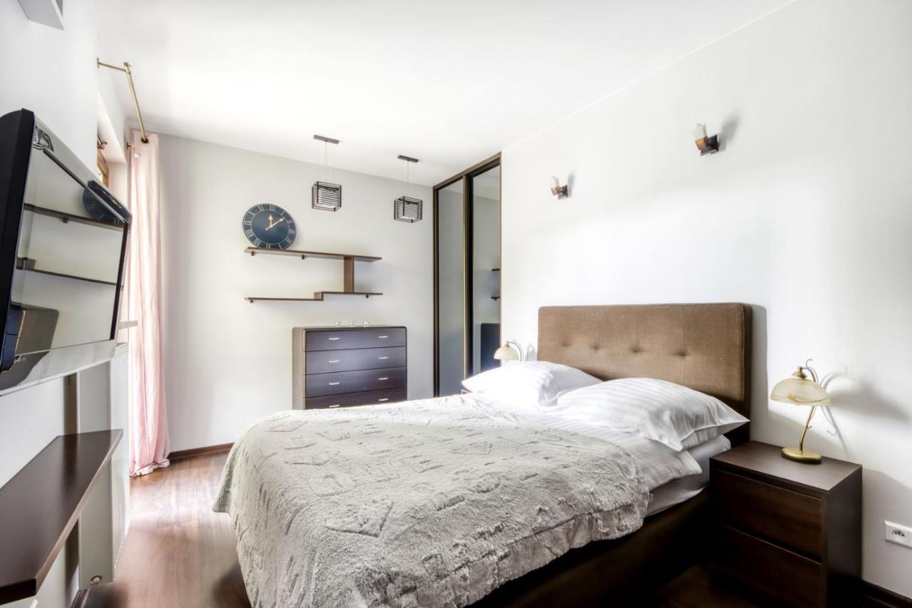 Mg Apartments Gieldowa Варшава Экстерьер фото