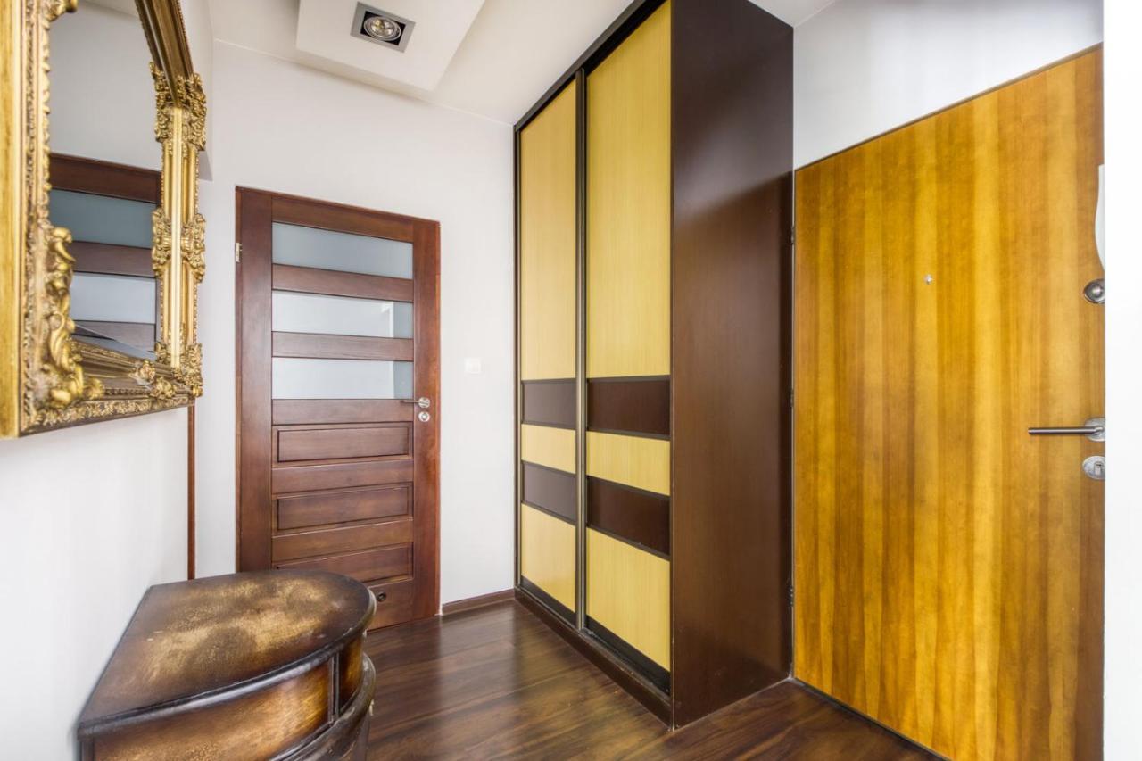 Mg Apartments Gieldowa Варшава Экстерьер фото