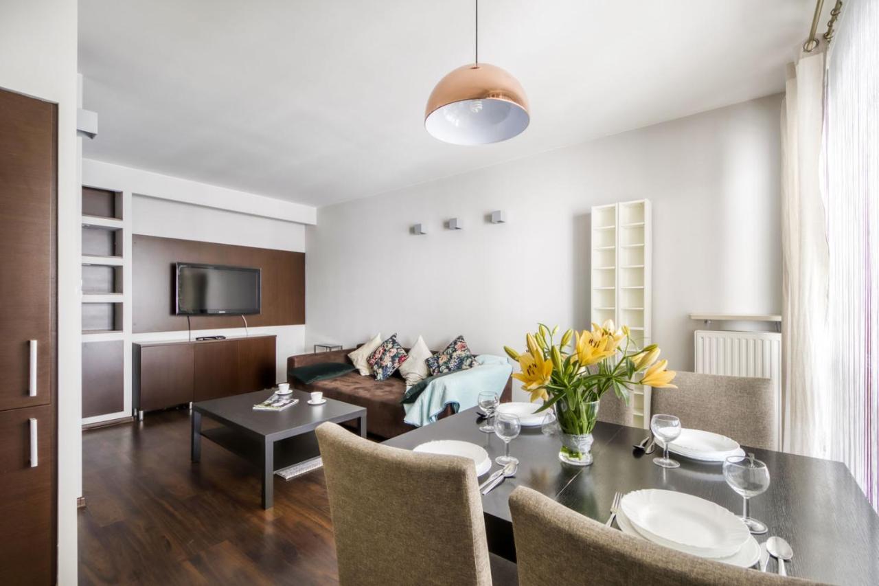 Mg Apartments Gieldowa Варшава Экстерьер фото