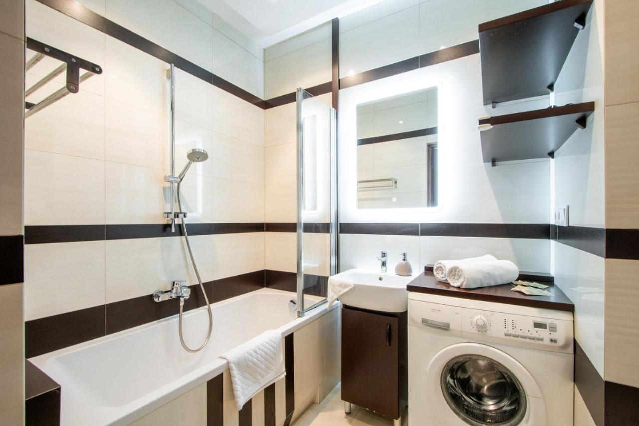 Mg Apartments Gieldowa Варшава Экстерьер фото