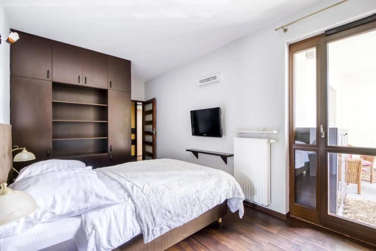 Mg Apartments Gieldowa Варшава Экстерьер фото