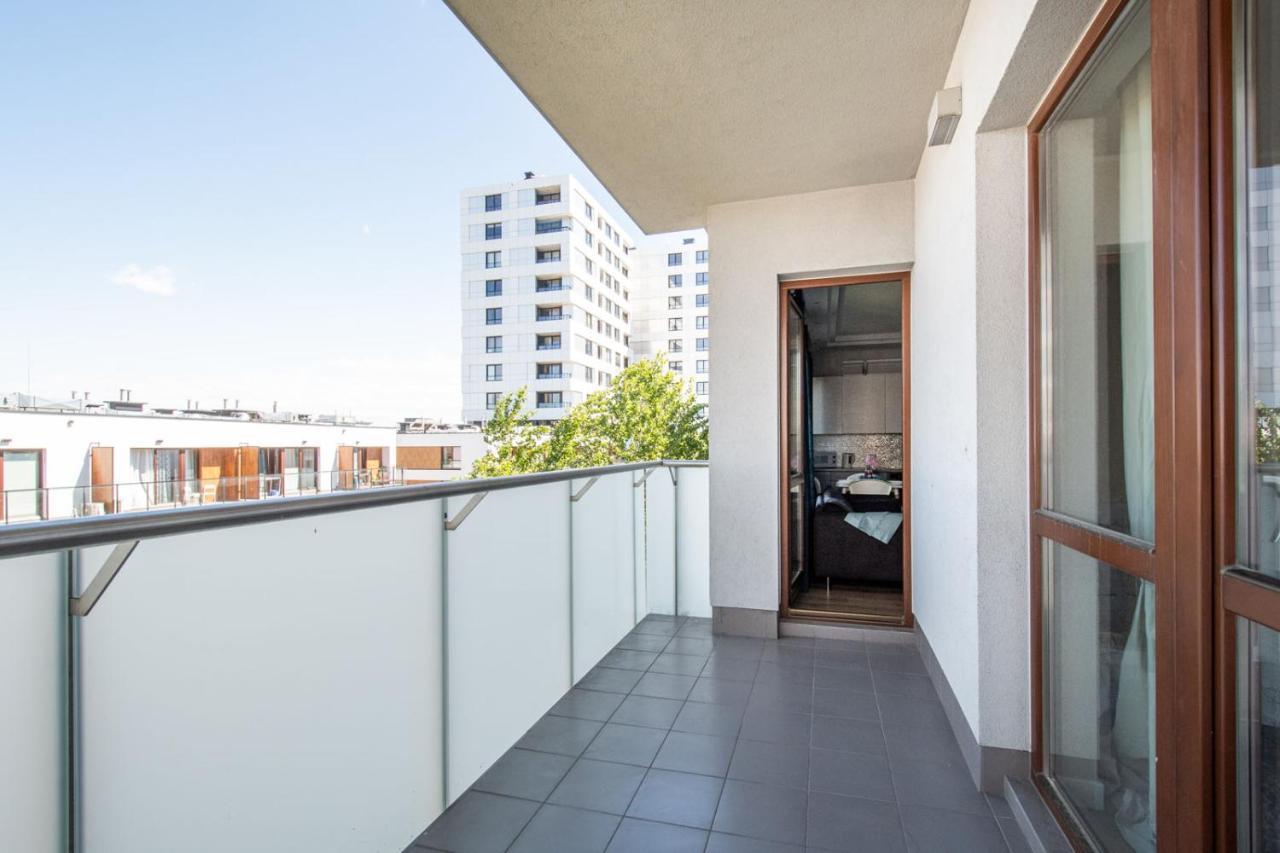 Mg Apartments Gieldowa Варшава Экстерьер фото