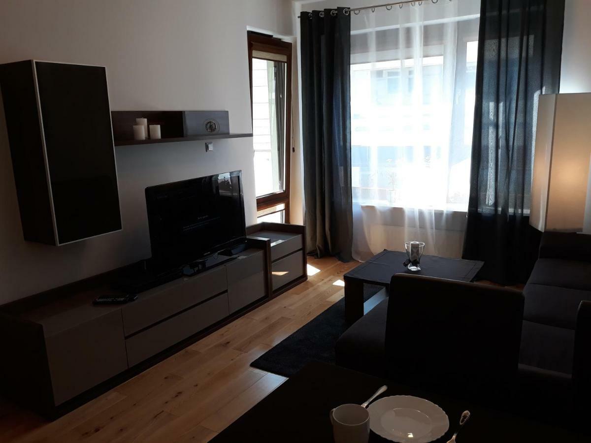 Mg Apartments Gieldowa Варшава Экстерьер фото