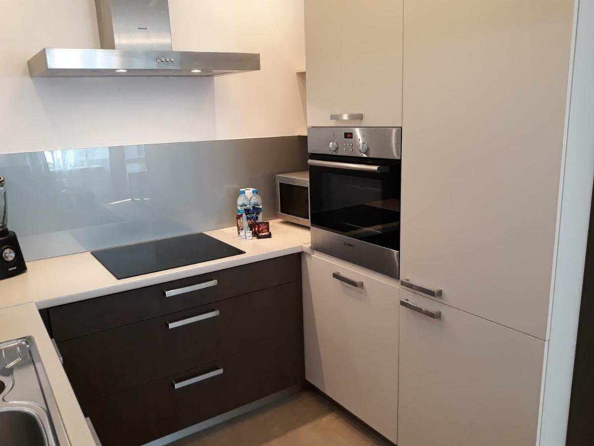 Mg Apartments Gieldowa Варшава Экстерьер фото