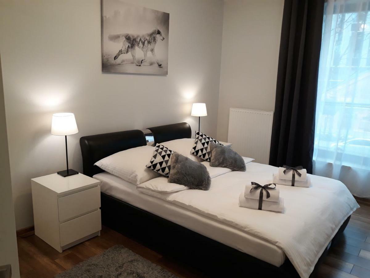 Mg Apartments Gieldowa Варшава Экстерьер фото
