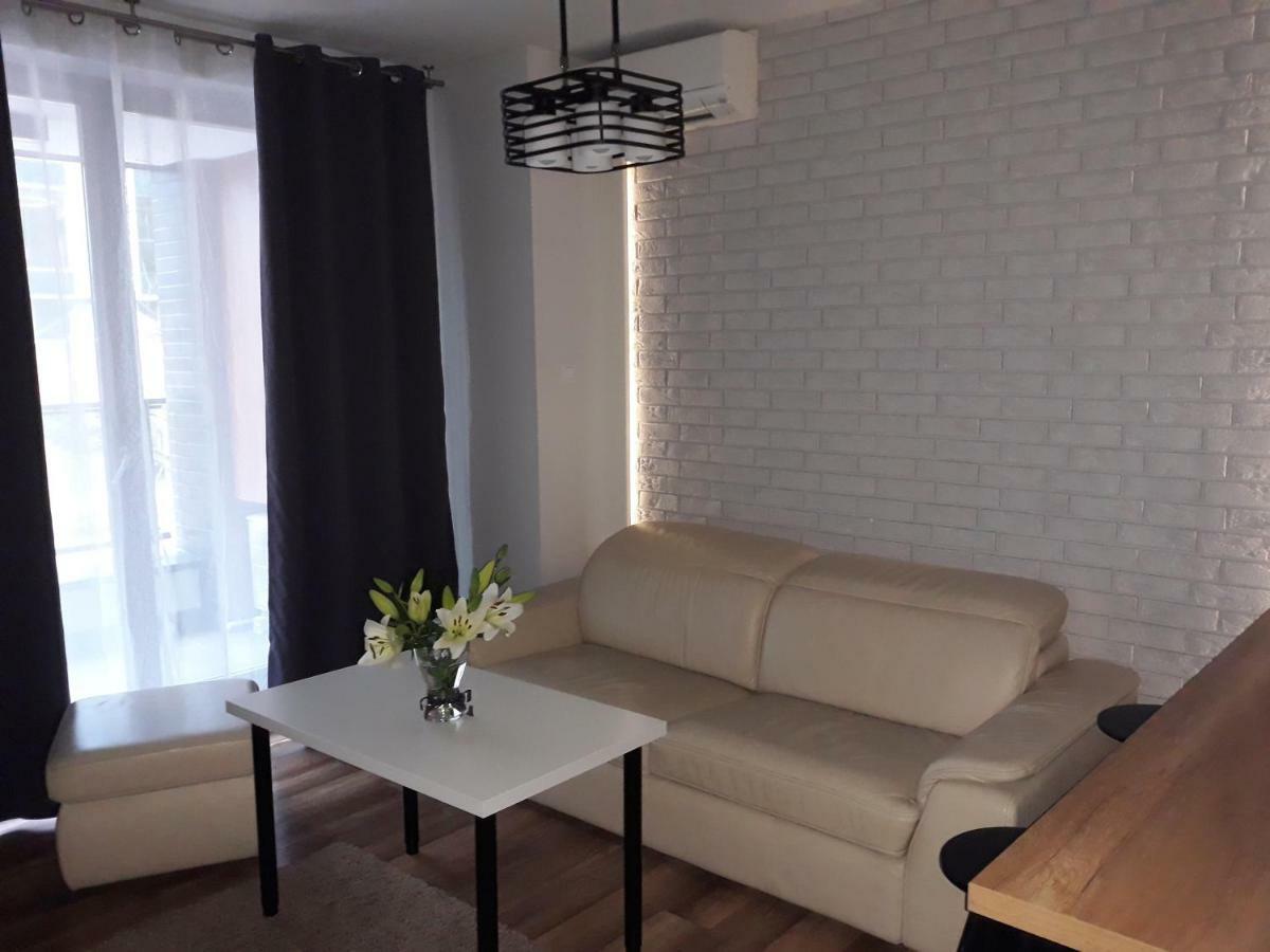 Mg Apartments Gieldowa Варшава Экстерьер фото