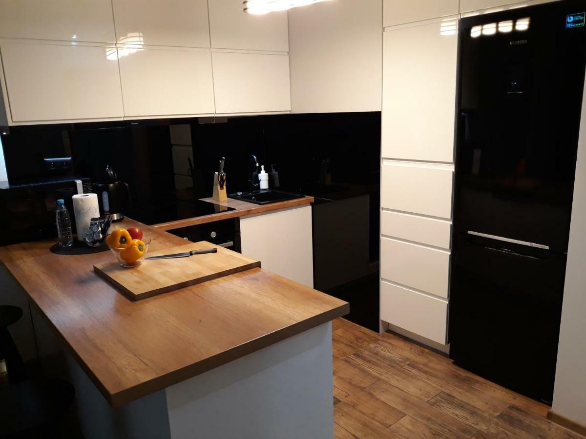 Mg Apartments Gieldowa Варшава Экстерьер фото