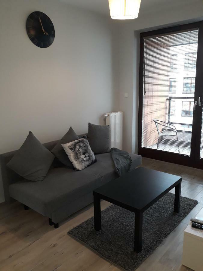 Mg Apartments Gieldowa Варшава Экстерьер фото